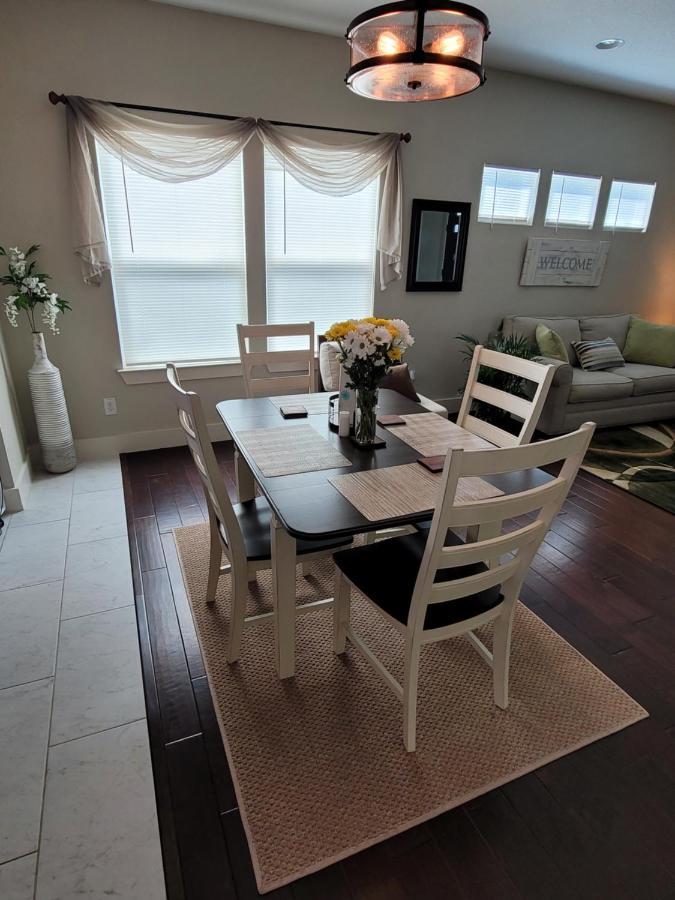 Spacious Townhouse Minutes From Downtown Sa. San Antonio Buitenkant foto