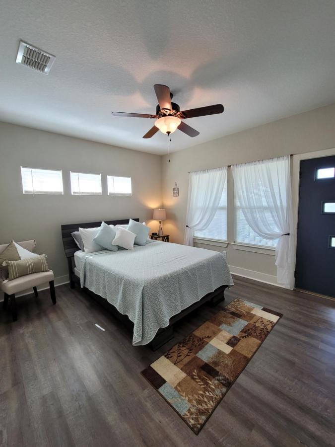 Spacious Townhouse Minutes From Downtown Sa. San Antonio Buitenkant foto
